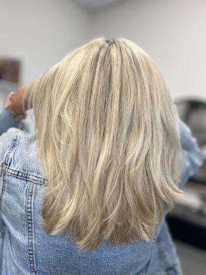 A classic, flawless blonde