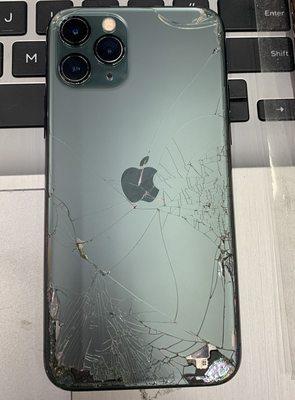 Iphone 13 Pro damaged back door