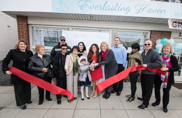 Our Grand Opening with our respectable Mayor Shelly Brindle and Vilca Family cutting the ribbon.