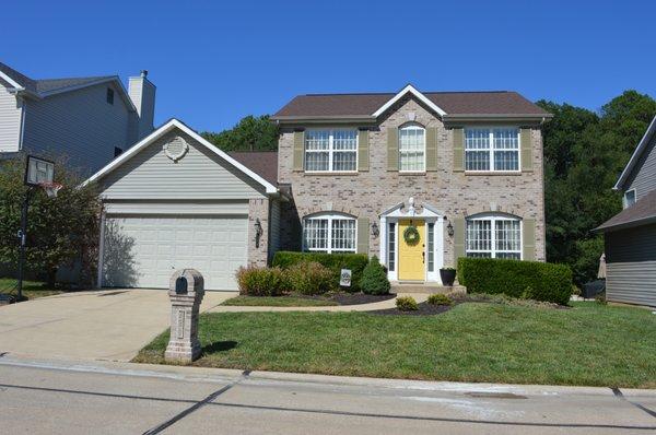 Love the yellow door! Sold quickly!