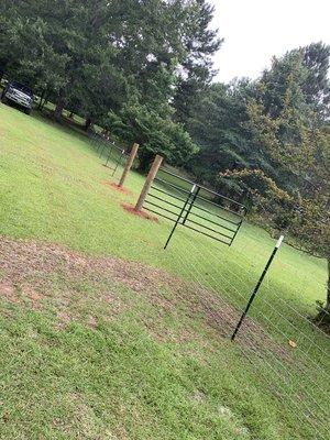 48" field fence installation with a 10' tube gate