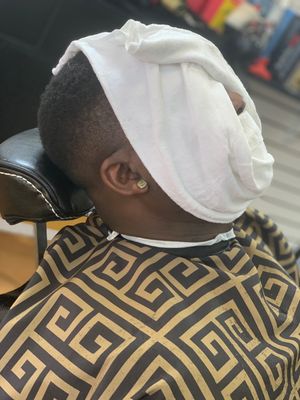 ADULT MID BALD FADE W/ HOT TOWEL