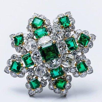 Van Cleef Arpels Colombian Emerald Broche