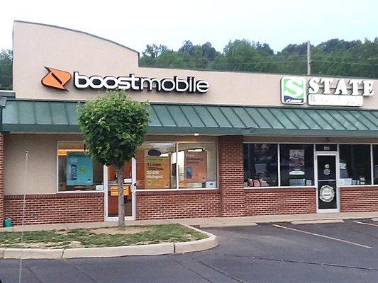 Boost Mobile store at 8019 Dixie Hwy, Suite 104 Louisville, KY 40258.