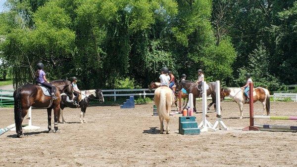 A group lesson in the "Little Outdoor" arena.