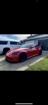 House visit buff and wax on this Mint 350Z