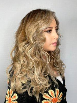 Beige hair painting