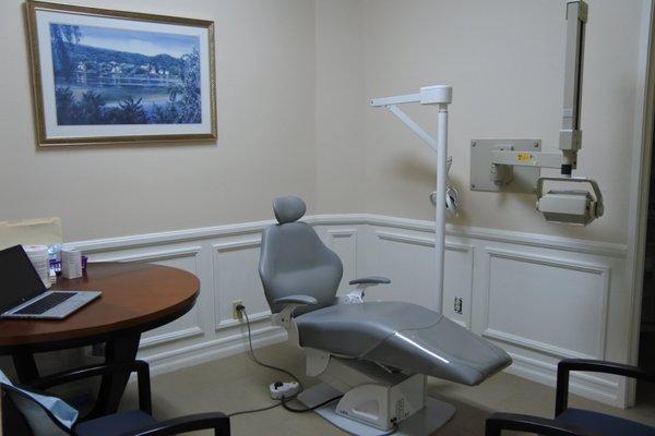 DENTAL CHAIR - CHECK UP ROOM.