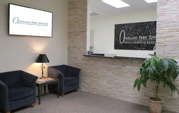 Dentist in Overland Park, KS