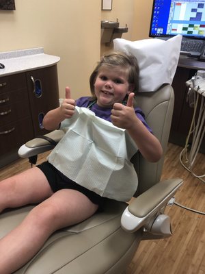 Thumbs up! Best dentist in town!