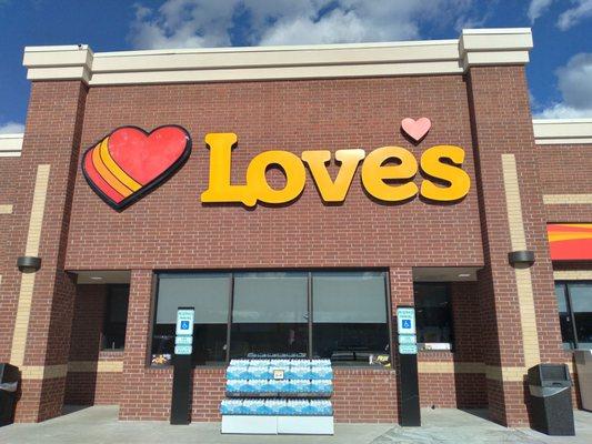 Welcome Love's Travel Stop to Diamond, Ohio!