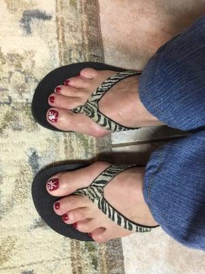 Shirley goes beyond my manicure - pedicure - when I need that last minute appt- I always get in!!