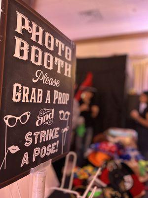 We have the photo booth for your special night!