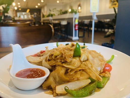 Lunch Drunken Noodles (Kee Mao)