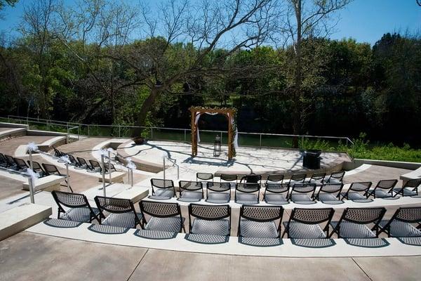 Ceremony outside in the ampitheater