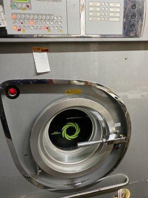 Dry cleaning machine  Sovent is hydrocarbon non harm people