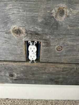 Missing cover to outlet.