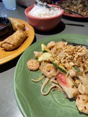 Shrimp & crab with pad Thai noodles sauce & egg rolls