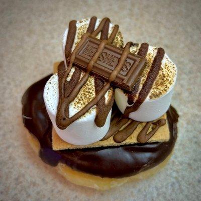 S'mores donut