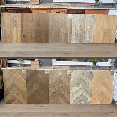 Monarch Plank 
Herringbone 
European Oak 
Reactive Stains