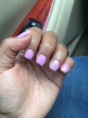 Does this look fresh to u? Avoid having Marie do your nails