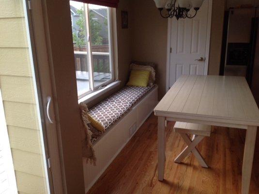 Built-in bench seat with under-seat storage.