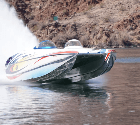 This is one of the most popular tours! Starting off in Thompson Bay we take off down the lake past the legendary Copper Canyon, Steamboat co