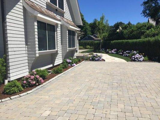 Carlozzi Landscape Contractors Inc