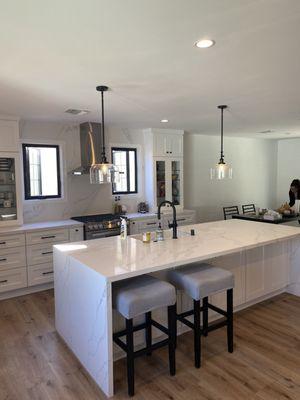 Kitchen remodel,
Kitchen Remodel contractor, Kitchen Remodel with island, White shaker, hood.