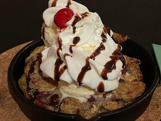 Skillet cookie