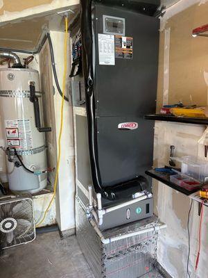 Lennox Elite Variable speed heat pump with Healthy Climate Cabinet MERV 16 filter for perfectly filtered air while eliminating PG&E Gas bill