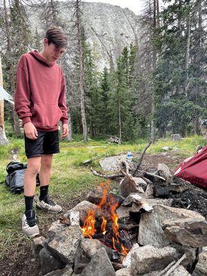 Campfire vibes,(look at my face )