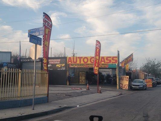 K&D AutoGlass