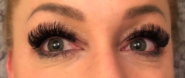 Volume Lashes. Eyelash extensions.