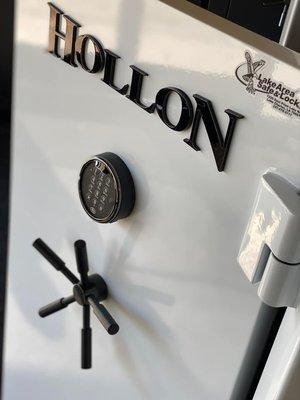 Hollon gun safes!