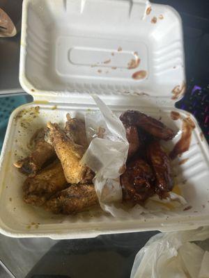 The Lemon Pepper Party Wings & Honey BBQ Wings. 9.5 out of 10!!!! Lemon pep is salty but not too salty, lemony, & fried to perfection.