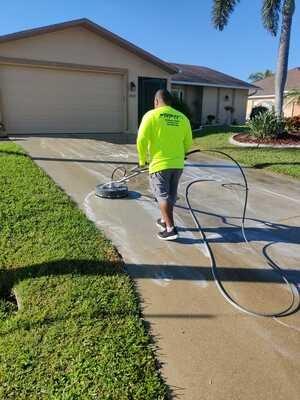 Driveway Cleaning Service North Fort Myers FL. by Refresh Power Washing Inc 239-888-0361