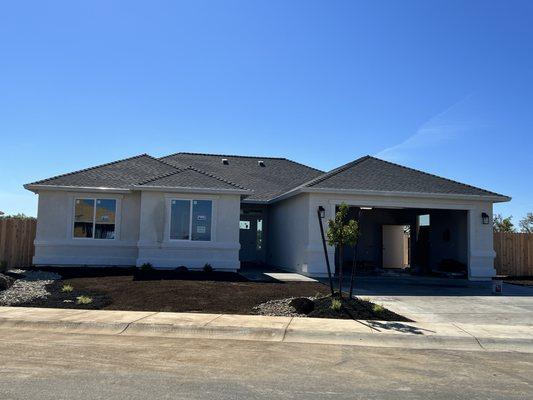 custom home being built