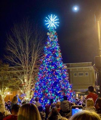 Tree lighting 11/17/21.