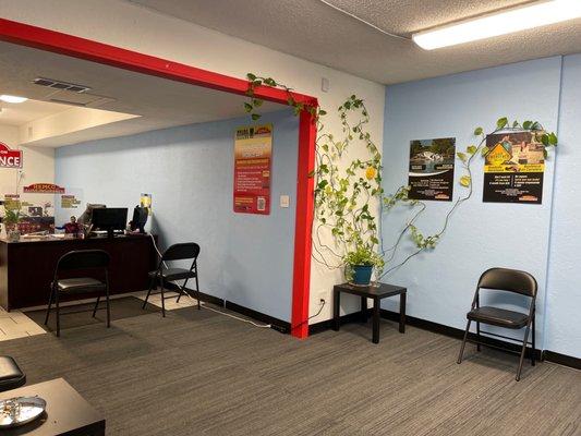 Very neat office . Agent is determined and community oriented . Thank you !