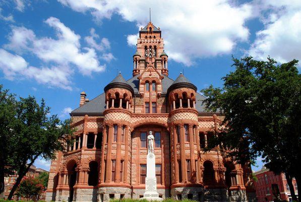 Ellis County Courthouse