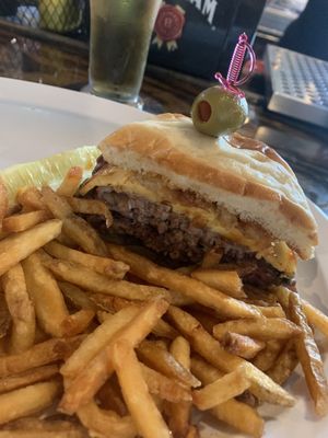 Smoke Damage Burger - burger with in house smoked brisket, smoked gouda cheese, onion strings, homemade barbecue sauce - so delicious !!!