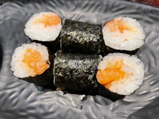 Salmon roll