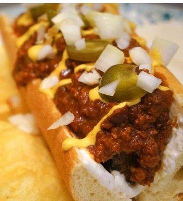 Chili cheese dog