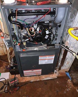 New 92 % Goodman high efficiency furnace