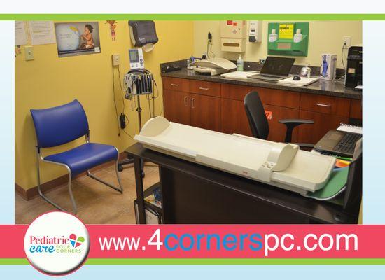 Pediatric Care of Four Corners in Davenport -  Consultation room