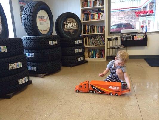 Berger's O K Tires & Muffler Shop