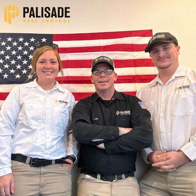 Palisade Pest Control is fully licensed, bonded and insured. Our technicians are licensed  and arrive in full uniform and marked vehicles.