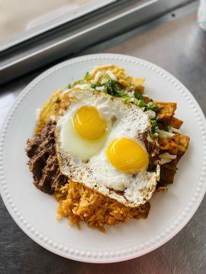 Chilaquiles divorciados