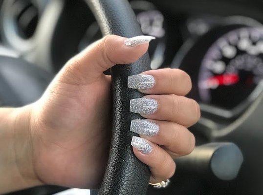 Healthy Nails & Spa